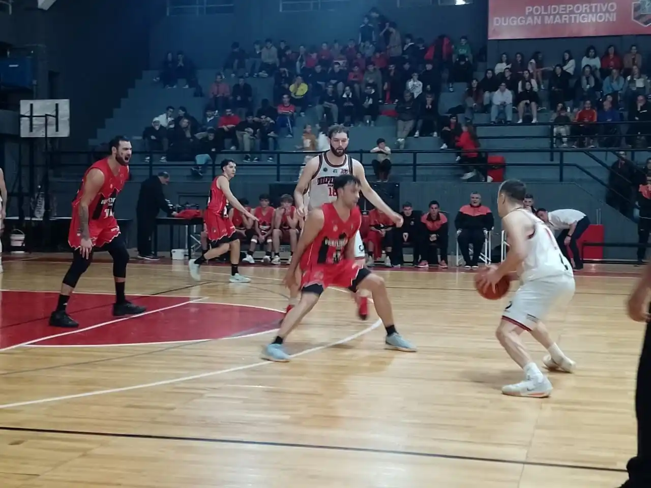 Pereyra prepara la cortina ante Tobías Rodríguez para allanarle el paso a Cristaldo.