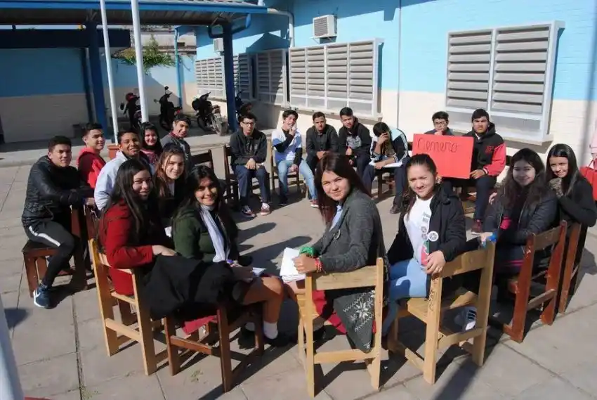 Ultiman detalles para el próximo Parlamento Juvenil