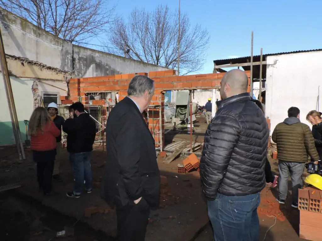 Supervisaron la obra de ampliación y  reforma de la Escuela Secundaria 20 