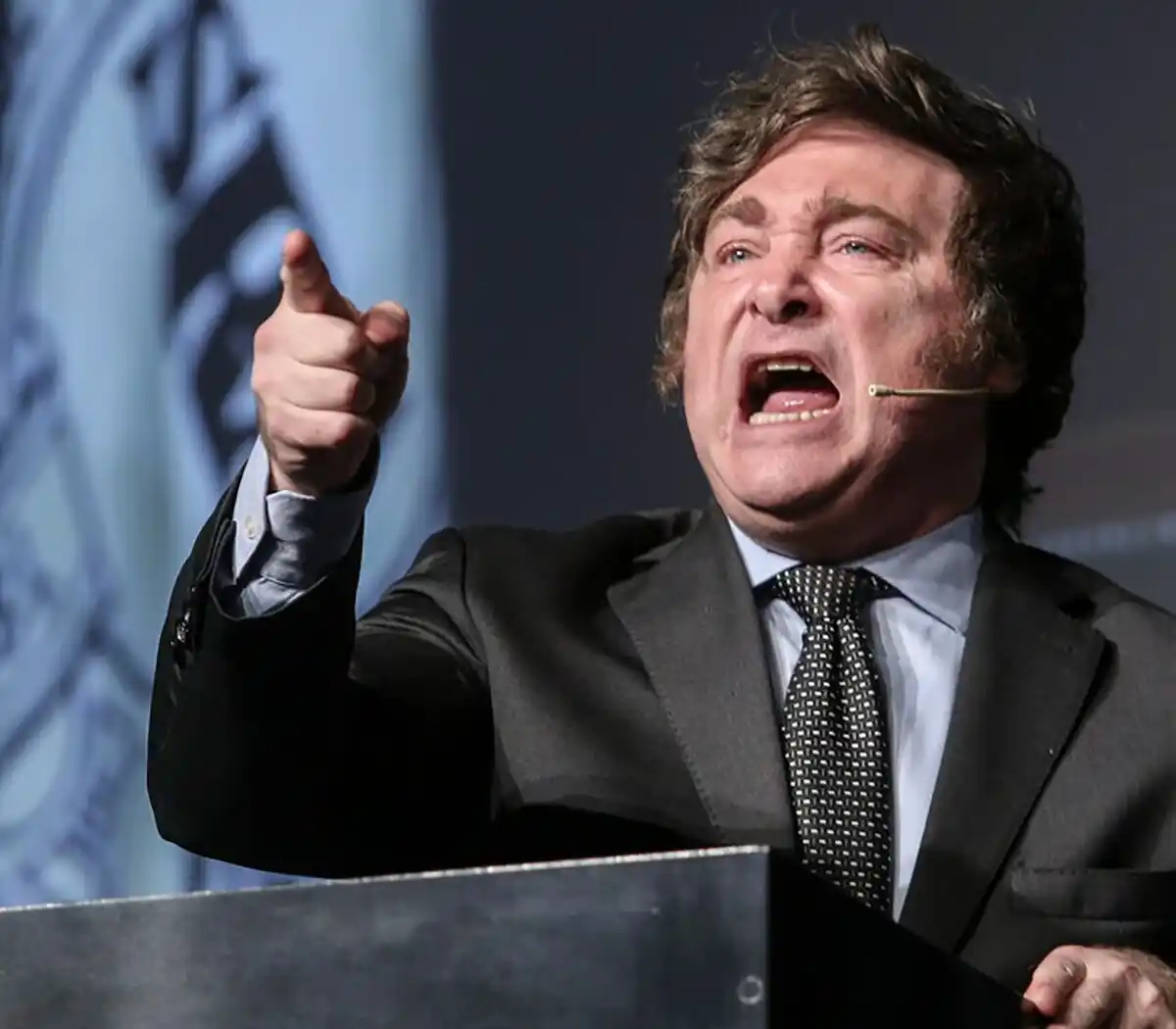 El gobierno confirmó el veto y juntó en una crítica a Massa, Cristina, Lousteau, Larreta y Carrió