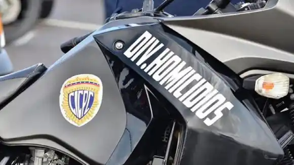 Cometió parricidio luego de golpear en la cabeza a su madrastra