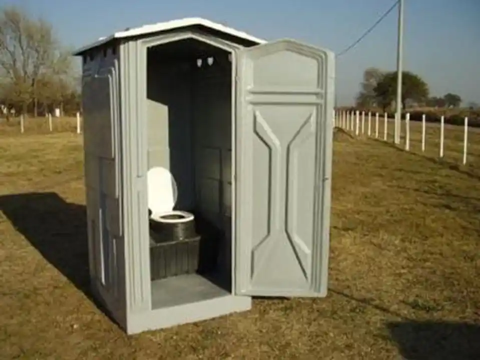 Los obreros se quedaron sin baño.