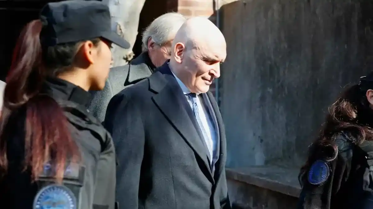 José Luis Espert se retira de los tribunales de San Isidro, donde fue indagado por haber lavado dinero