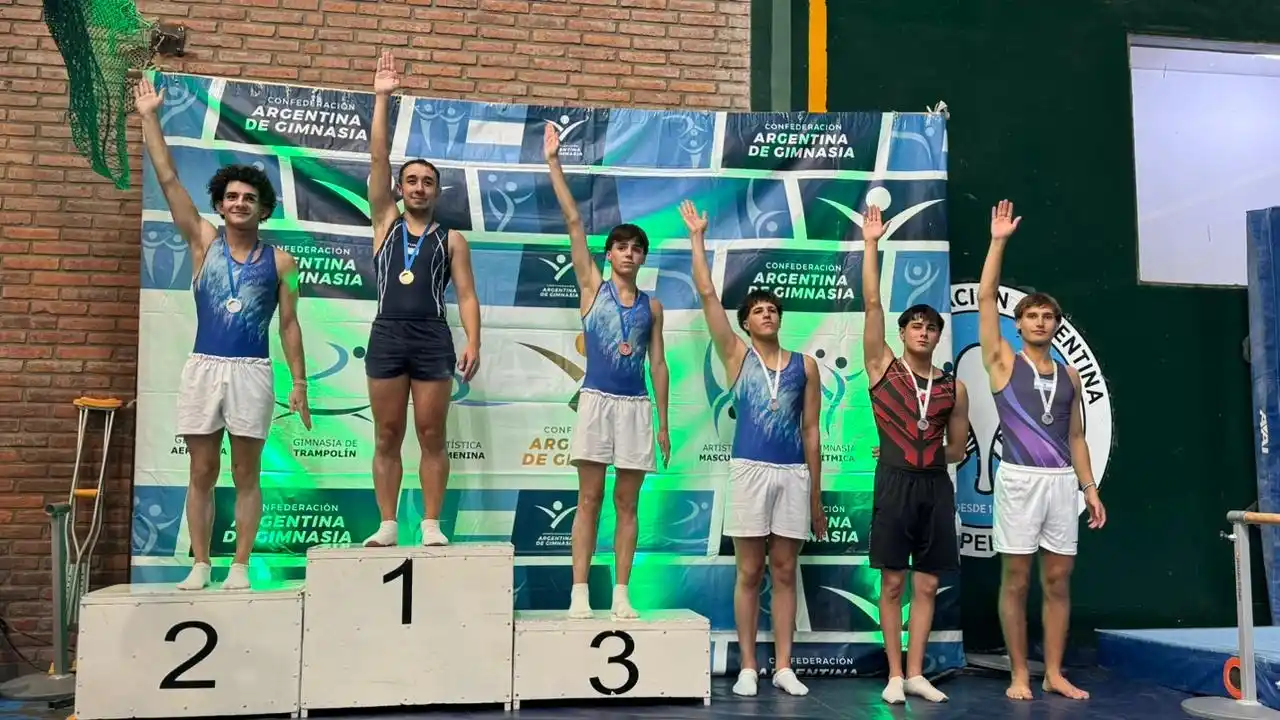 Santiago Marti en el sexto puesto de doble minitramp