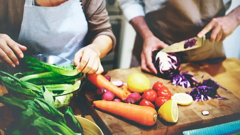 Cómo manipular alimentos en medio de la pandemia de coronavirus
