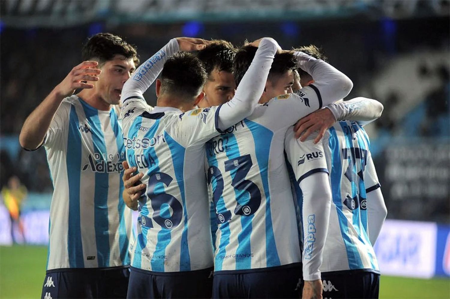 Racing se recuperó ante Estudiantes