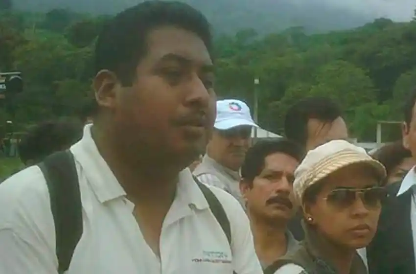 El momento en que el periodista mexicano Mario Gómez fue asesinado por sicarios en Chiapas