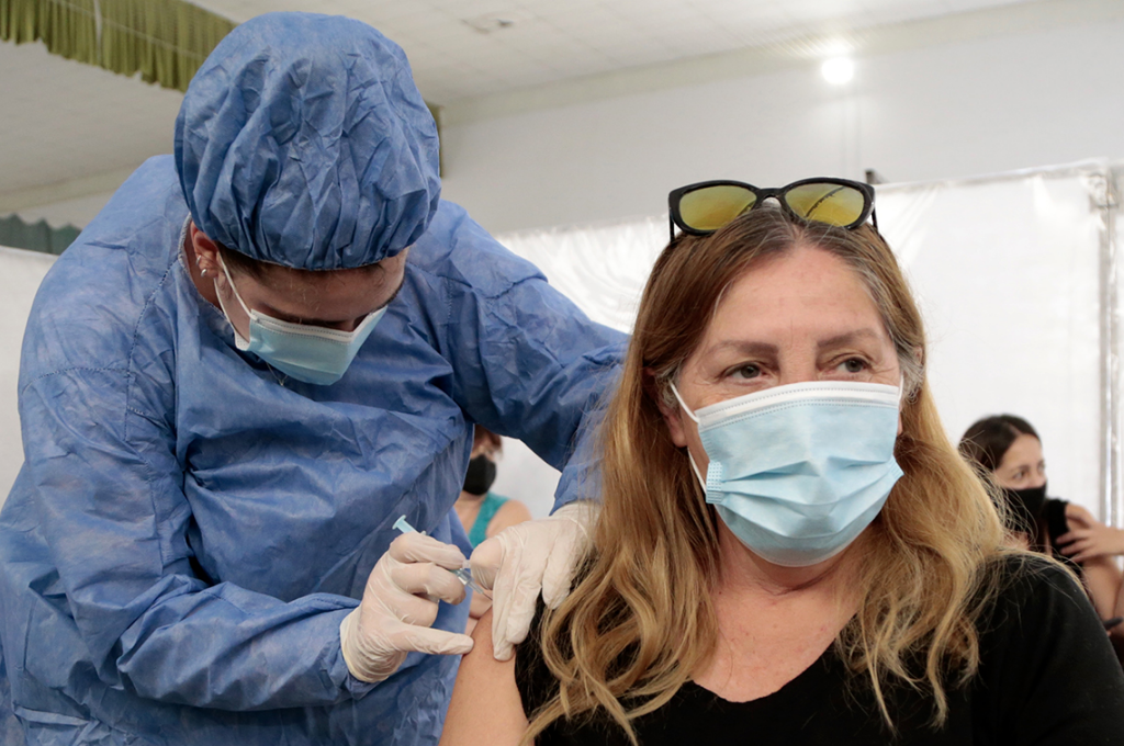 Neuquén vacunó contra el coronavirus al 90% de la población objetivo