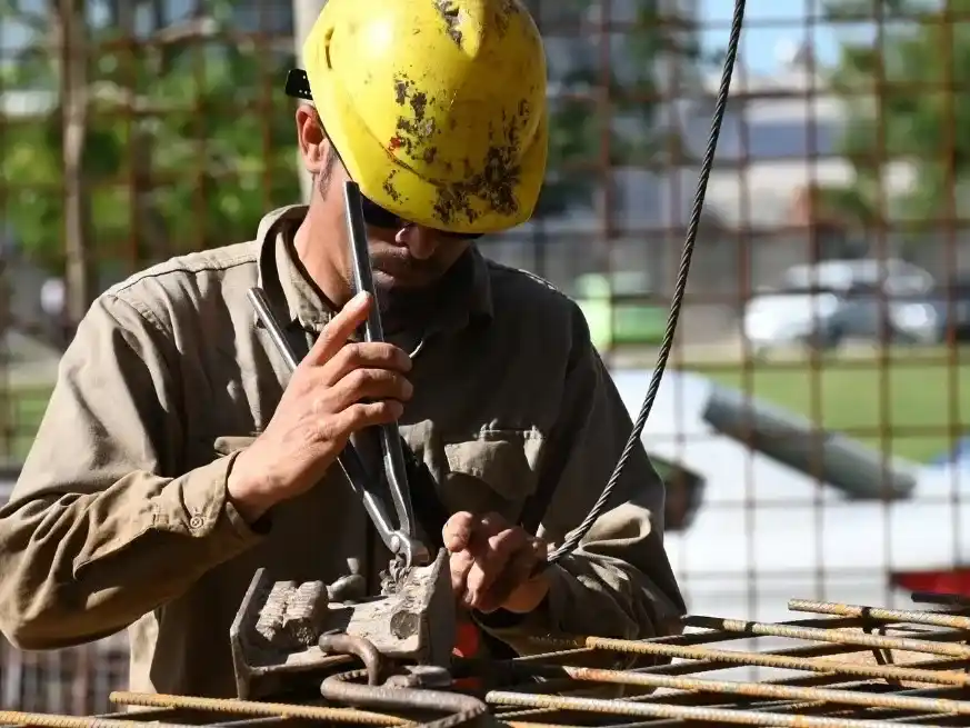 La construcción, uno de los sectores más afectado, según el presidente de la Unión Industrial de Santa Fe.