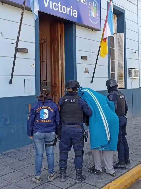 Cumple una condena y nuevamente lo detienen por venta de drogas