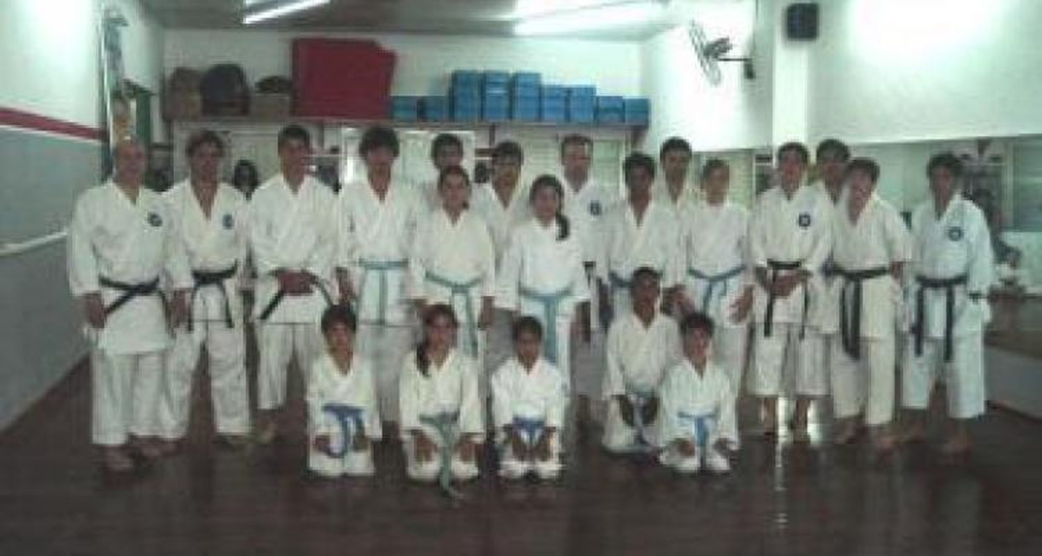 Oro, plata y bronce para la ASK