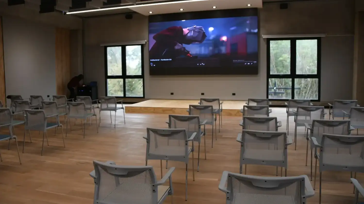 Akron inauguró EA, un nuevo espacio para capacitación y conocimiento