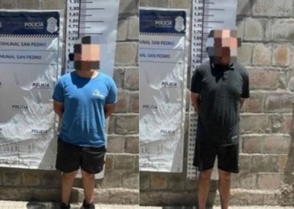 Dos jóvenes aprehendidos tras circular por la calle con un arma de fuego