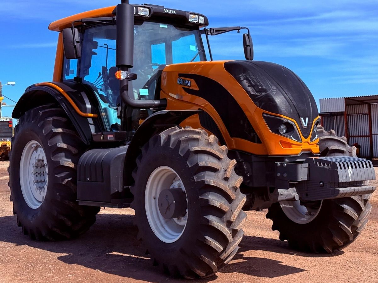 tractor MT