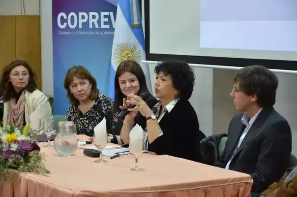 Disertaron sobre las políticas públicas para la equidad entre los  varones y las mujeres