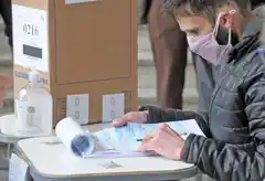 Recalculando: llegar a 2023, el nuevo objetivo de Alberto que empieza en modo supervivencia