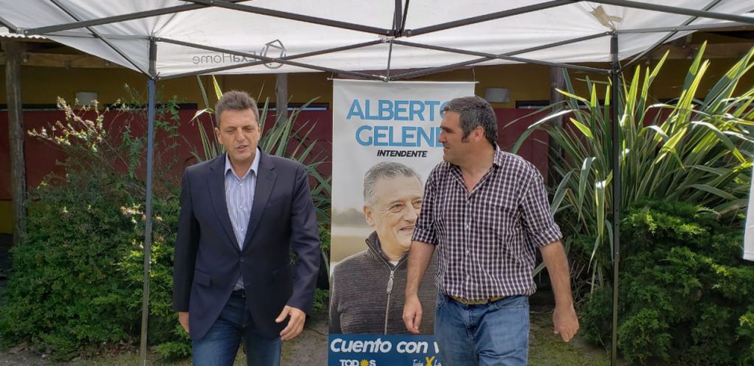 Marcelo Valle con Sergio Massa en la  recorrida por la Quinta Sección Electoral