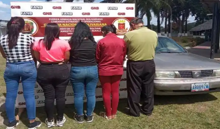 ¡DIRECTO DESDE CAICARA! Llevaban a dos menores para prostitución en Trinidad y Tobago