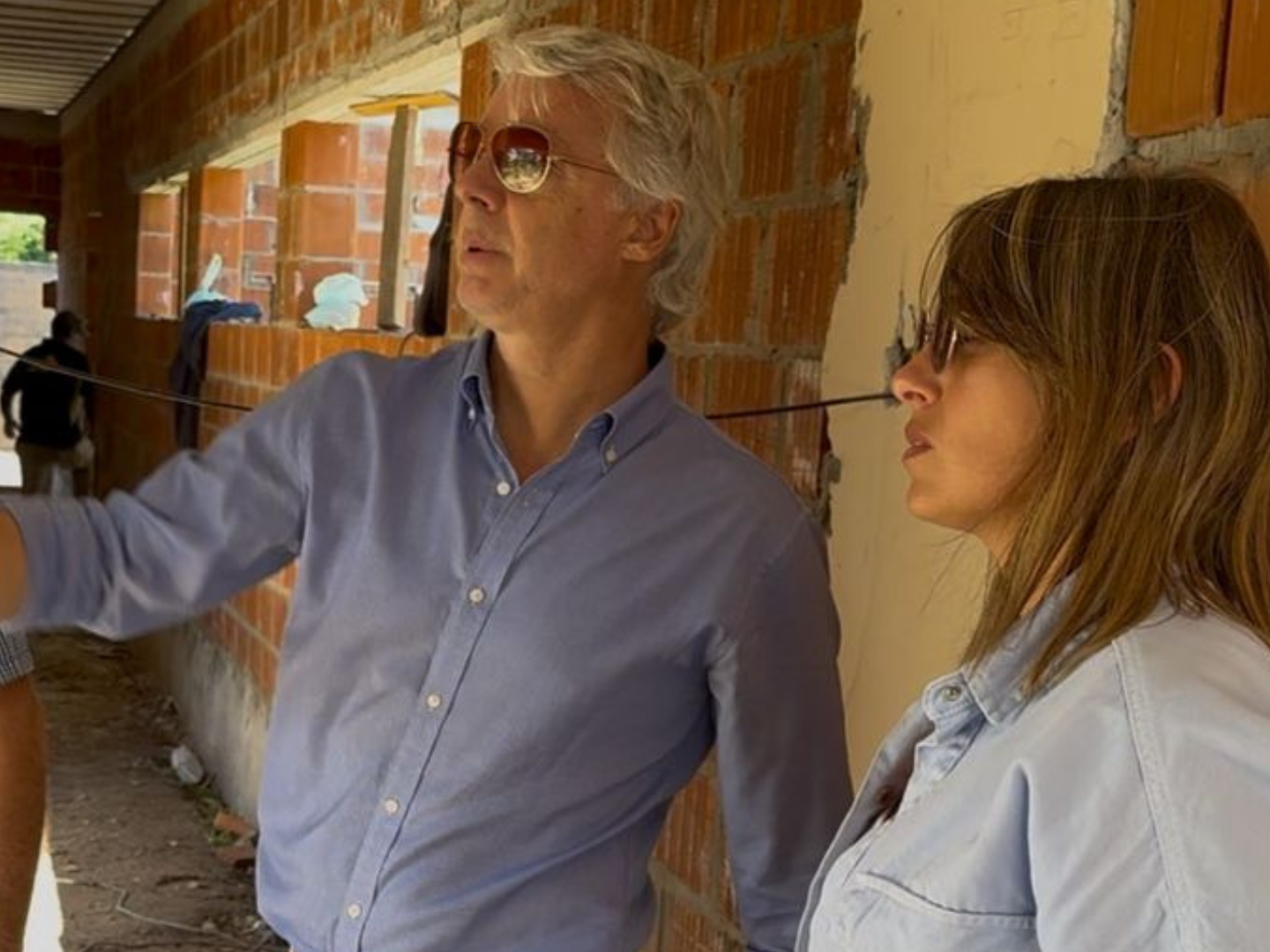 La presidente comunal Gallisso recorriendo la zona de obras