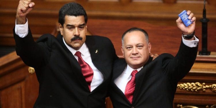 ES OFICIAL: Justicia argentina formaliza orden de detención contra Maduro y Cabello