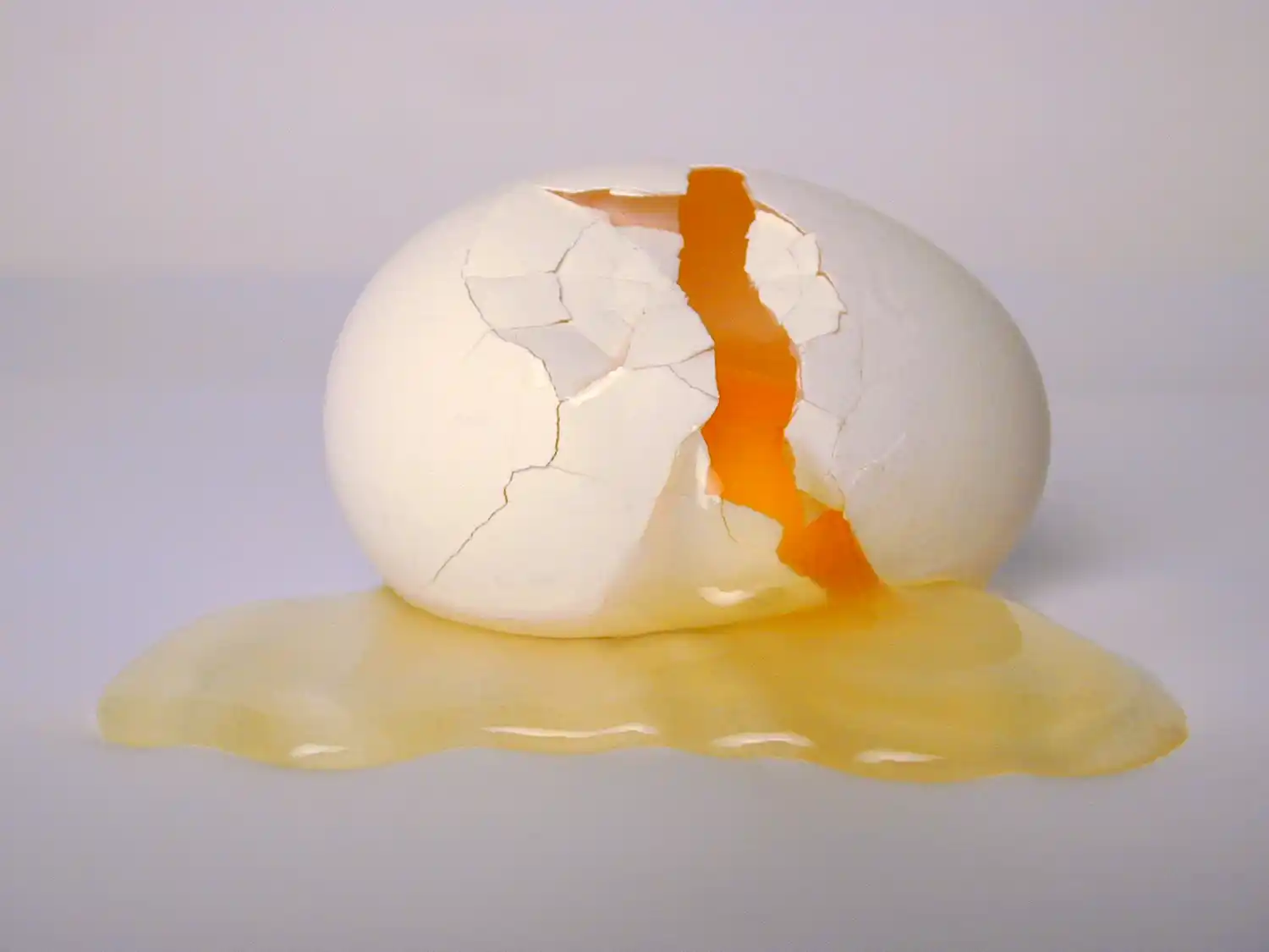 Huevos rotos: de prohibidos en las dietas a prohibitivos para los bolsillos