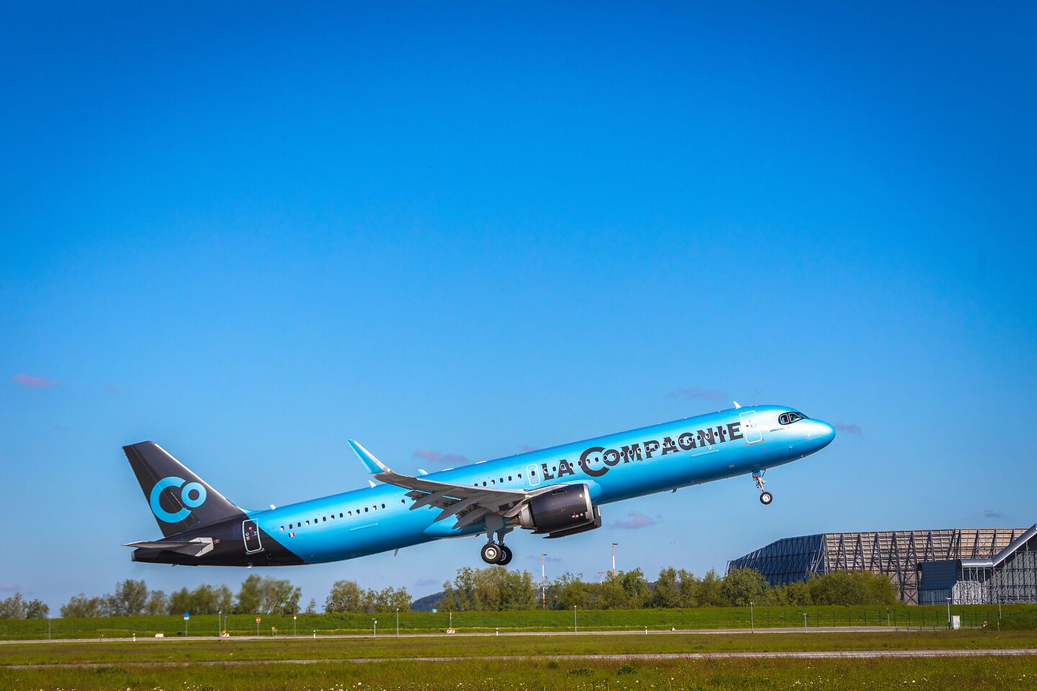 La Compagnie inaugurated the second longest A321neo route connecting Milan to Newark