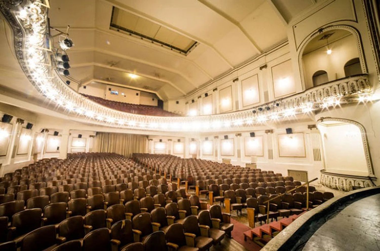 El Teatro París entre las salas más emblemáticas