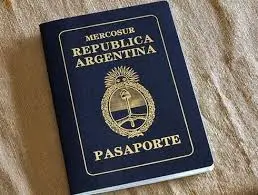 Sacar el pasaporte ya cuesta 70% más