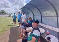 Excursionistas y su puente con Racing