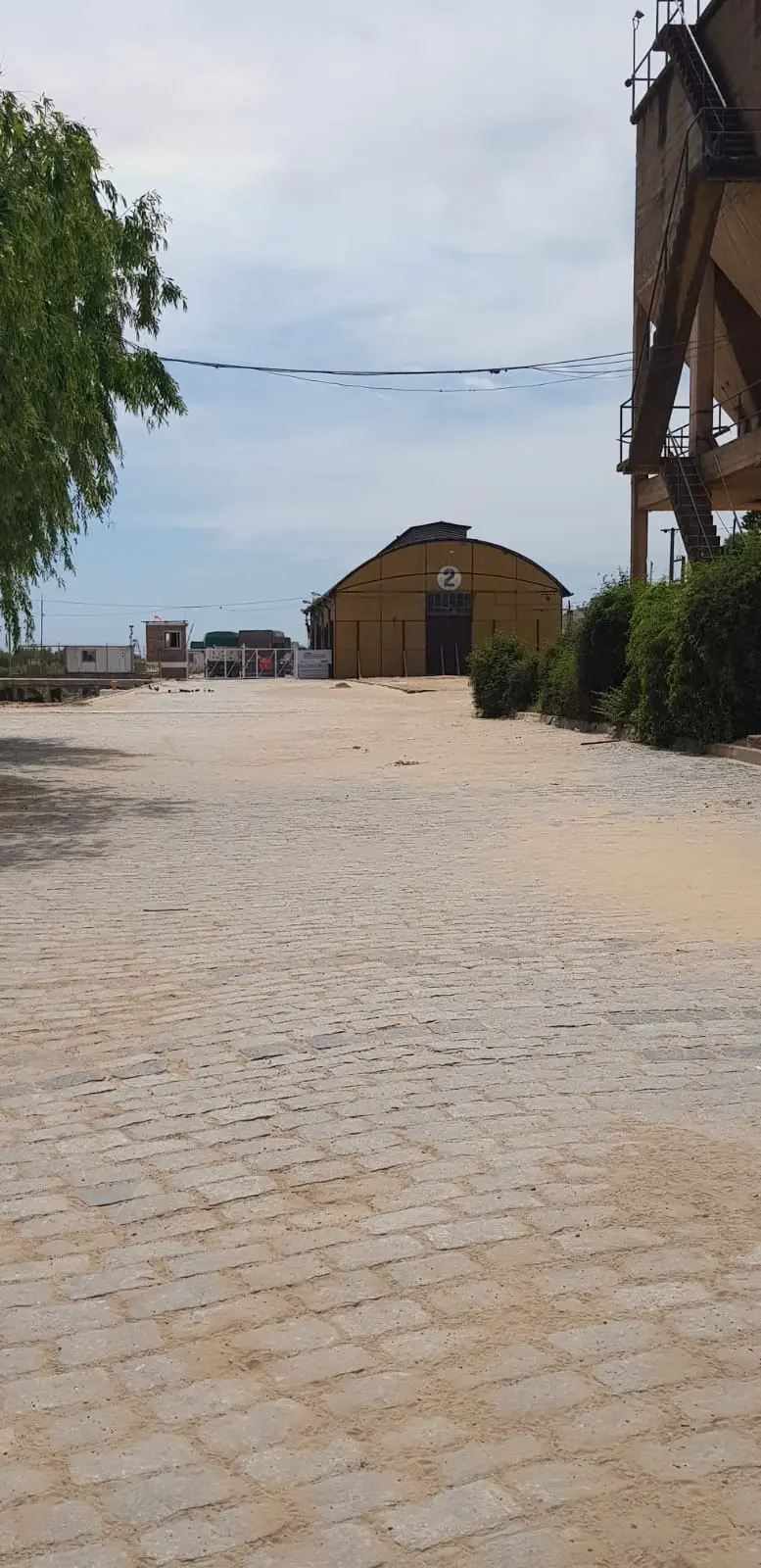 “Justo nos agarró el feriado”, dijo el operador de la carga que está parada en el puerto