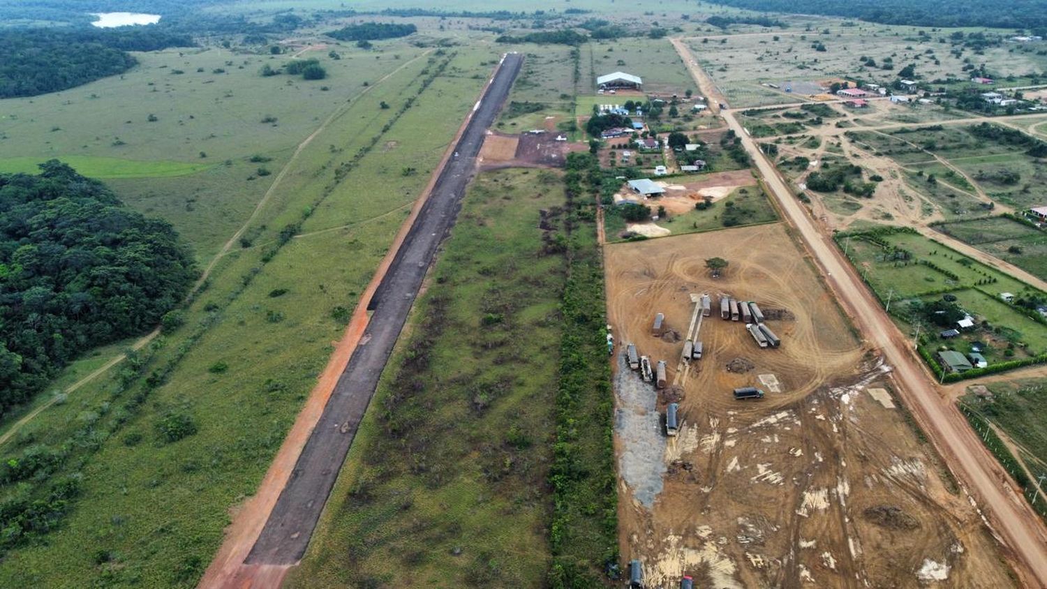 El plan de «Aeropuertos Sociales» de Colombia continúa con dos proyectos clave