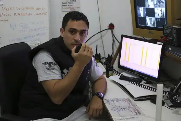 “Cuando uno está instruido y capacitado está seguro al momento de hacer su trabajo”