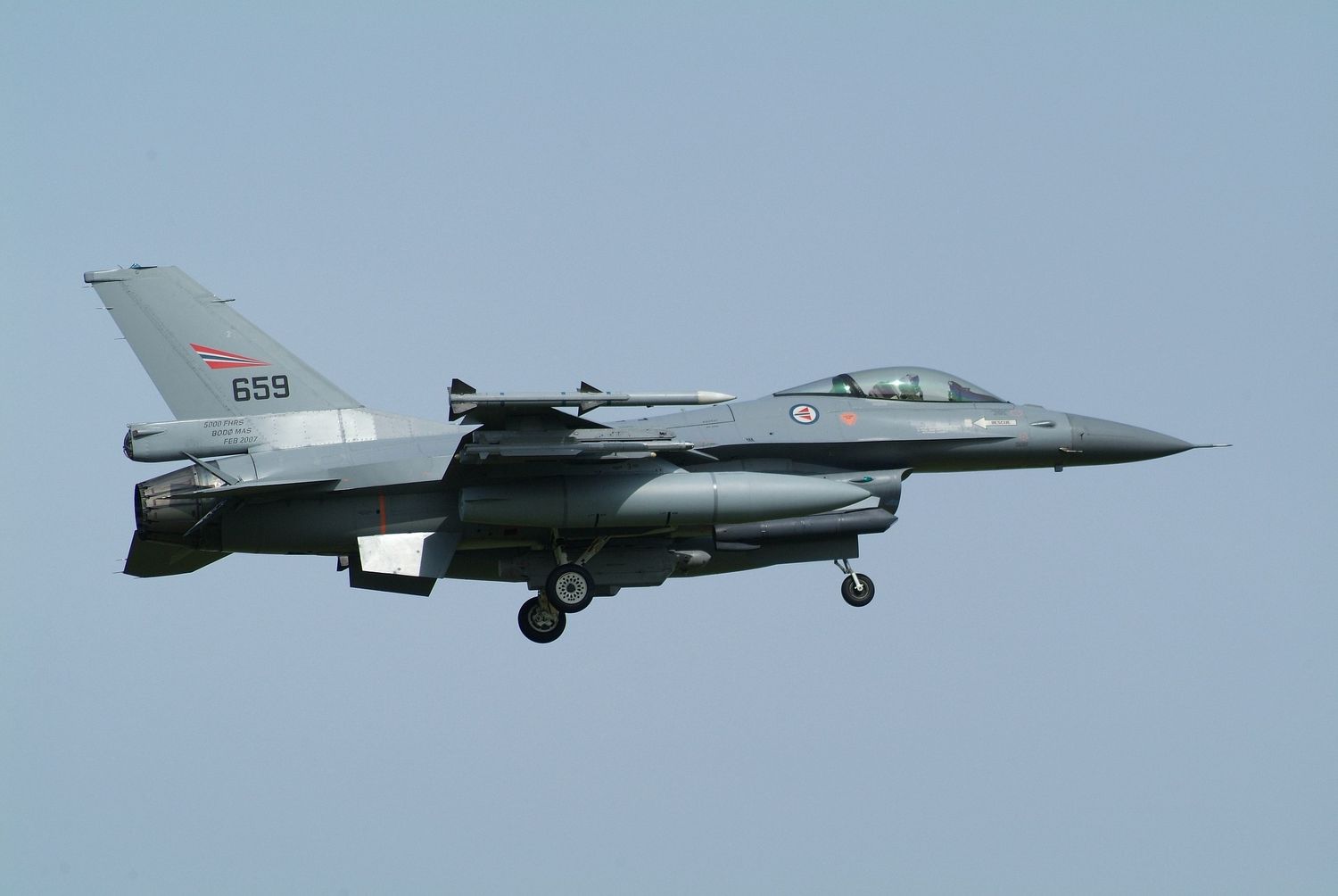 Norway closed sale of 32 F-16 MLU fighters to Romania