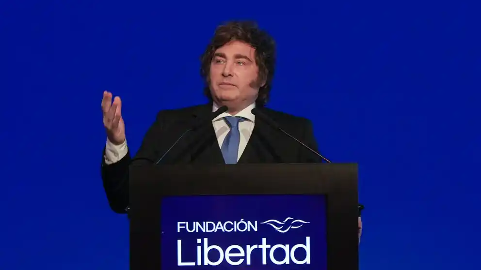En la Fundación Libertad, Milei defendió el ajuste y apuntó contra la izquierda