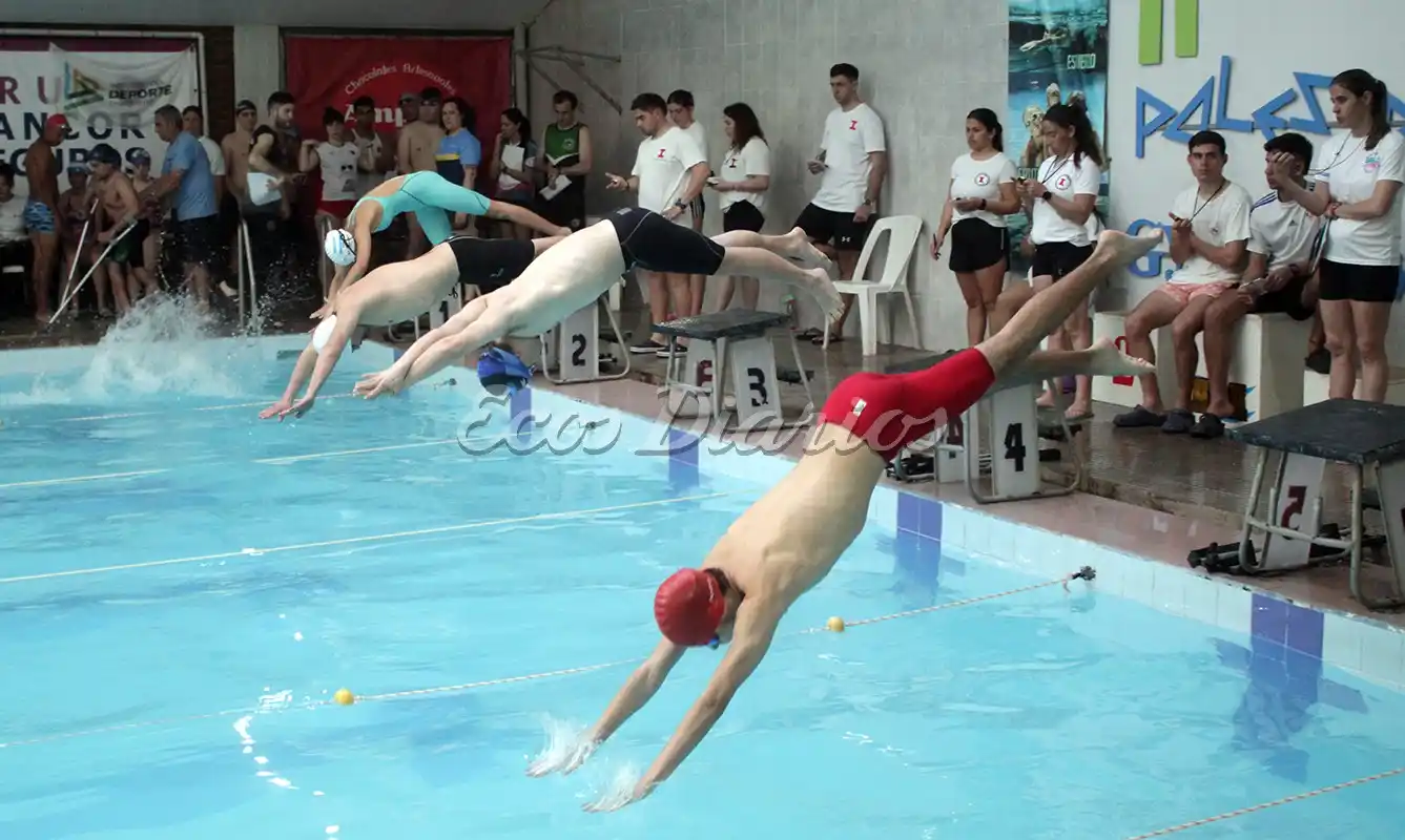 Con notable éxito se desarrolló el 5º Torneo Nacional de natación adaptada