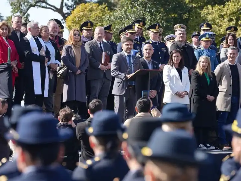 "Rosario está renaciendo y pacificando", afirmó el gobernador.