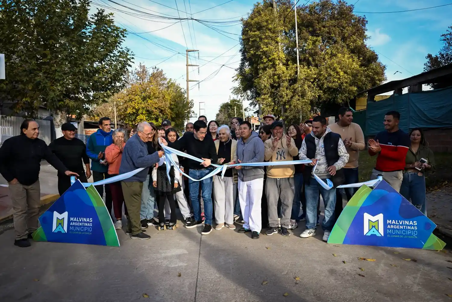 Malvinas Argentinas: Nardini inauguró la pavimentación de tres nuevas calles