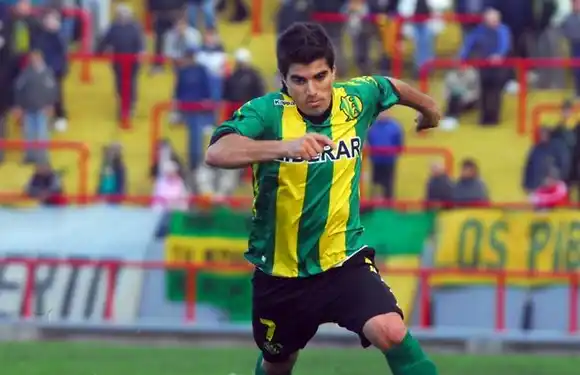 La Justicia obligó a Aldosivi a pagar una deuda contractual por el pase de Nacho Malcorra