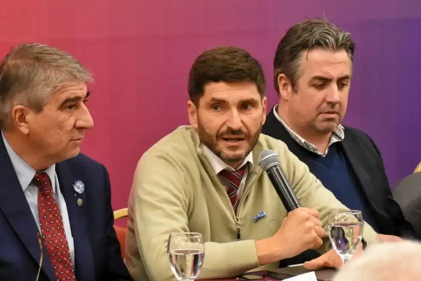 Pullaro encabezó el segundo encuentro de la Junta Provincial de Seguridad