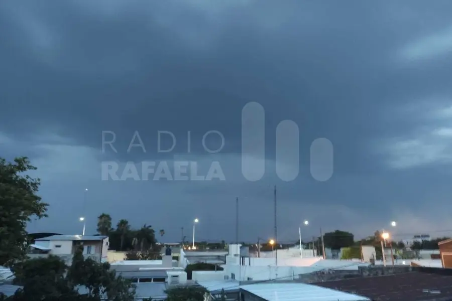 AHORA: Alerta por tormentas fuertes con ráfagas y ocasional caída de granizo