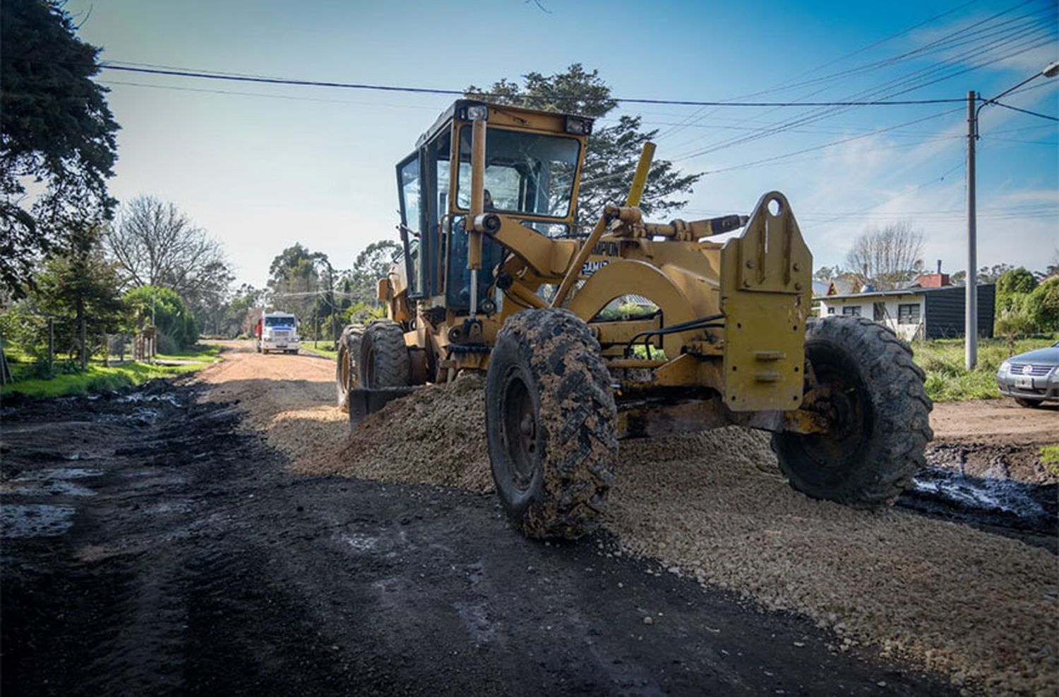 Se llevó a cabo el mantenimiento de calles en barrios del sur