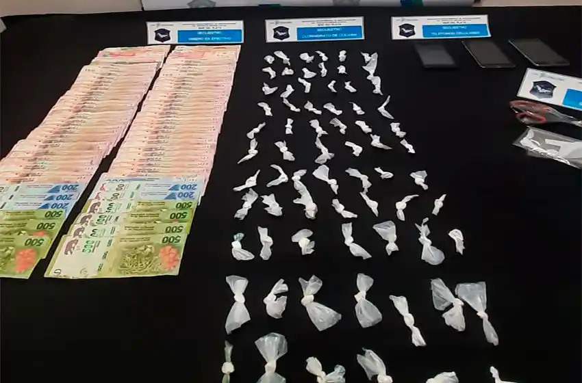 Allanan vivienda en Cerrito Sur y detienen a tres personas: secuestran cocaína y dinero en efectivo