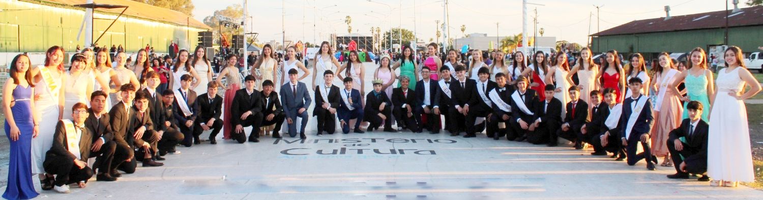 ECU presentó a reinas y reyes de los Estudiantes 2023