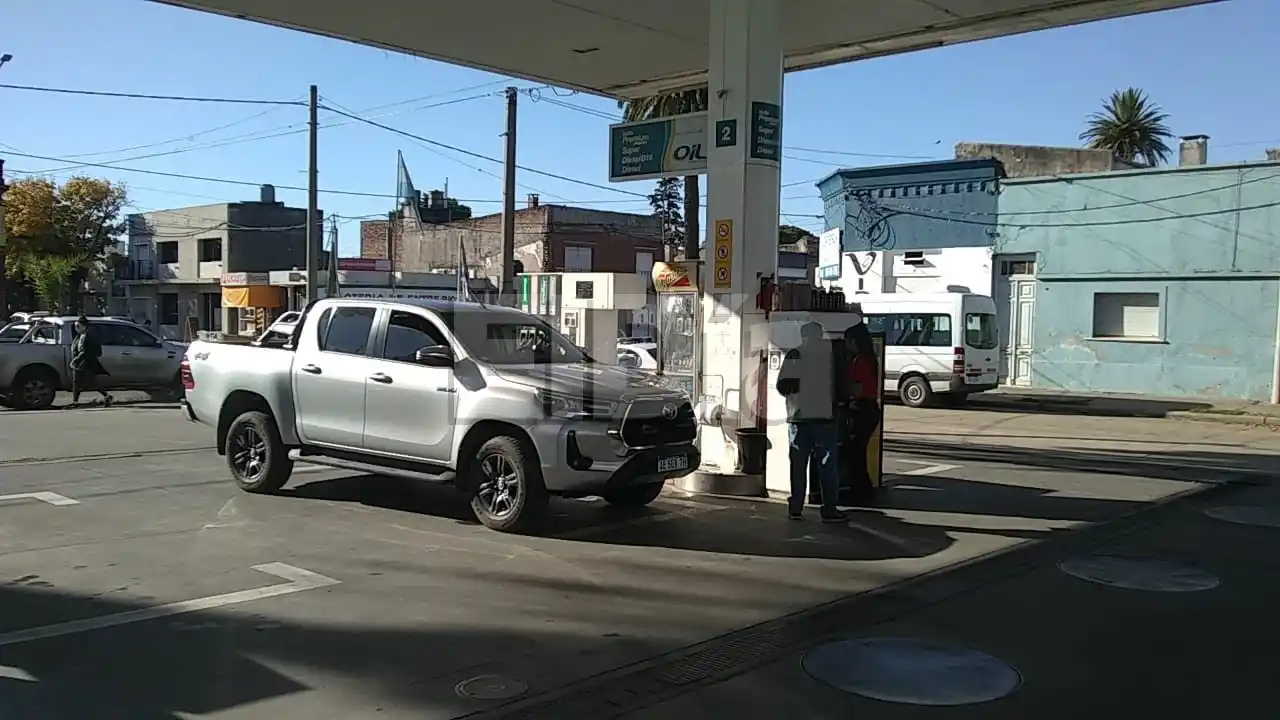 Llegó diciembre y los combustibles aumentaron 4%