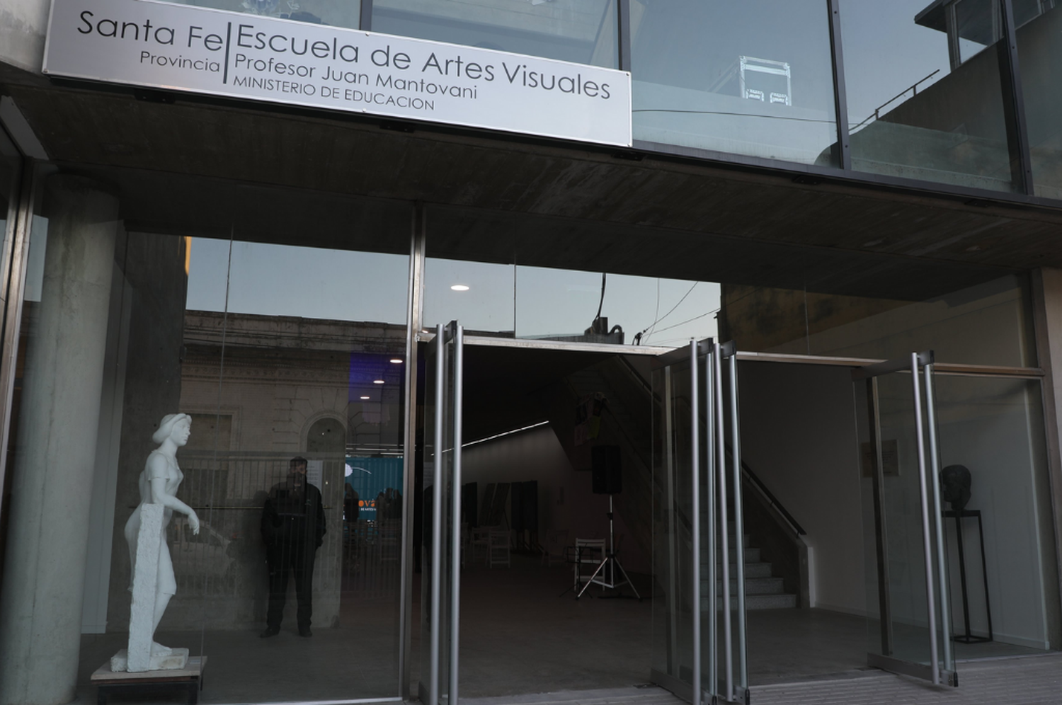 Se inauguró el nuevo Anexo de la escuela de Artes Visuales Juan Mantovani, en la ciudad capital