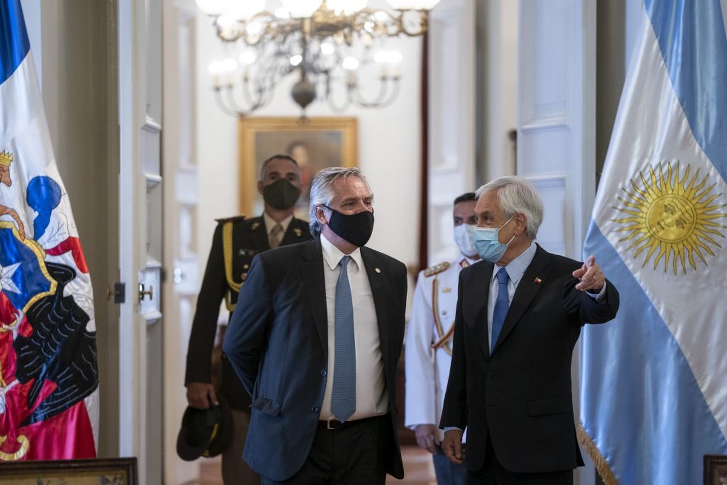 El Presidente recordó a Perón en Chile y abogó por la “unidad latinoamericana”