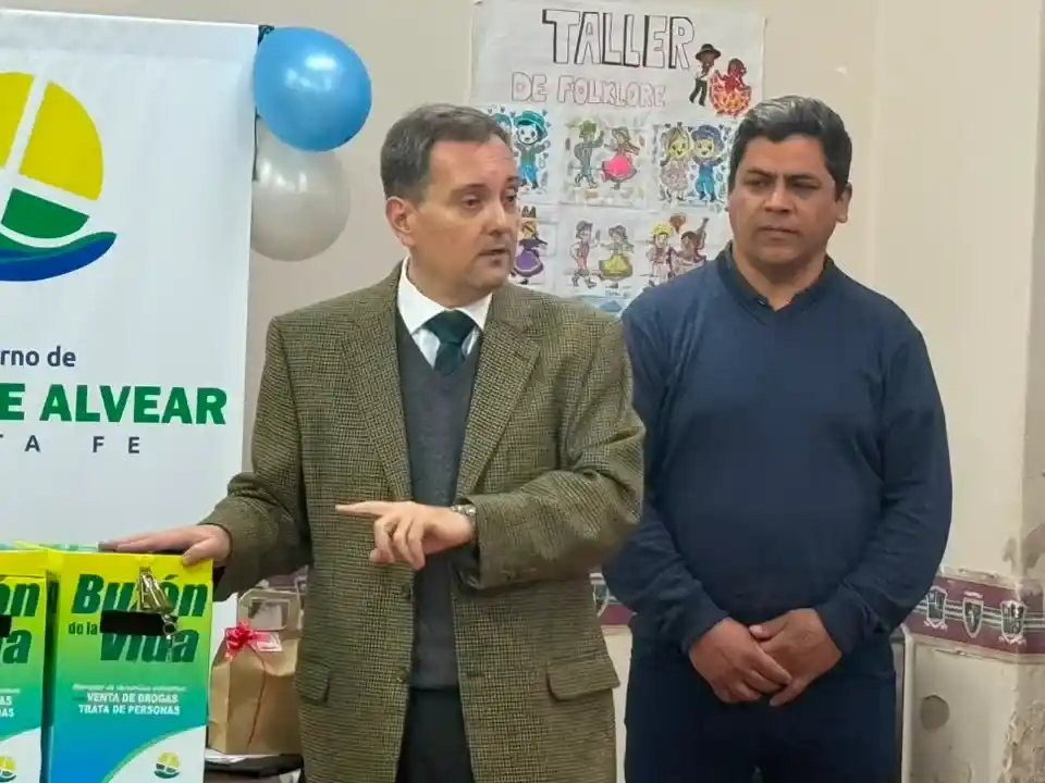 Mauricio Clavero (izquierda), fiscal regional, fue uno de los disertantes.