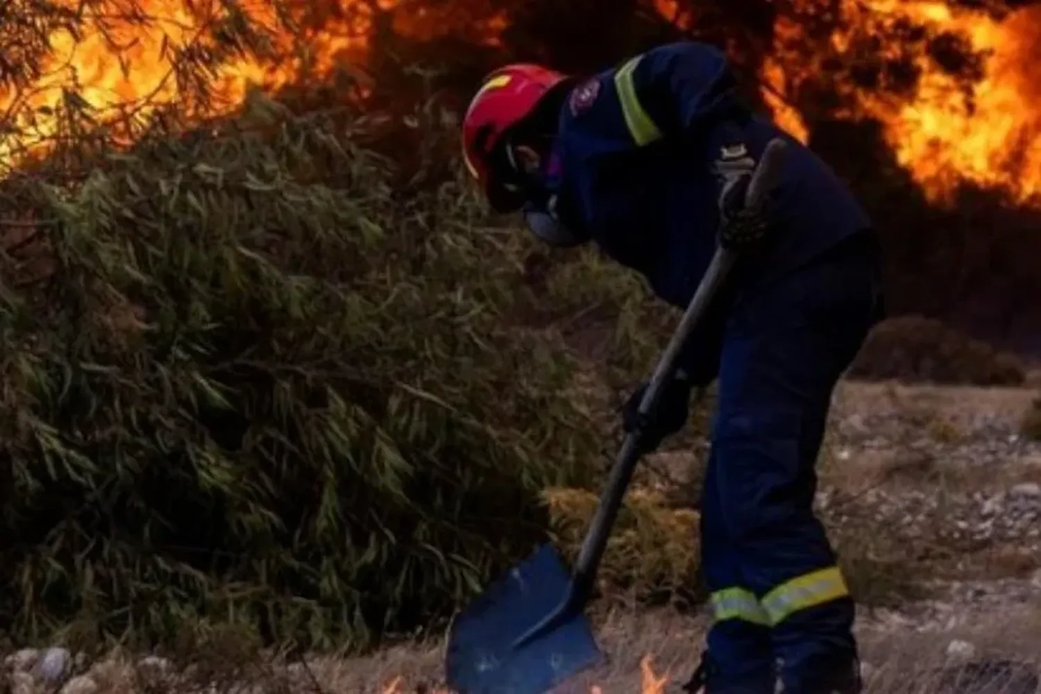 La Unión Europea ampliar su apoyo y enviar dos aviones de bomberos