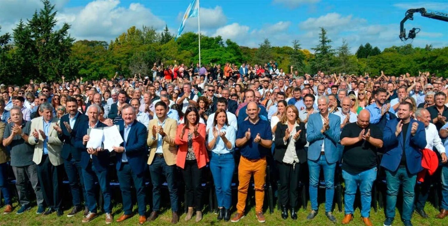 Según Unidos, “los problemas de los santafesinos están por encima de lo ideológico”