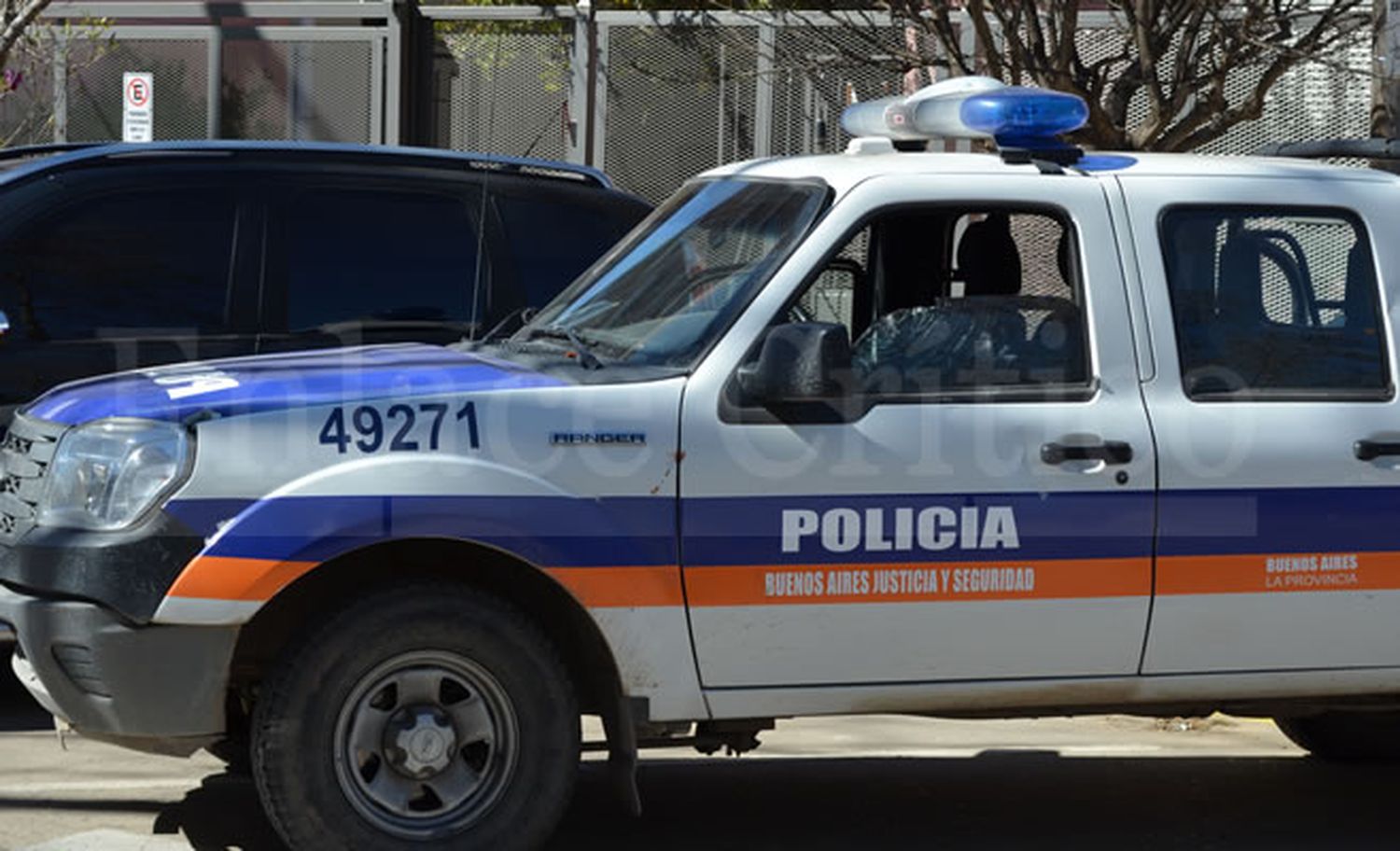 Quisieron entrar a robar a una casa pero llegó el dueño y se fugaron